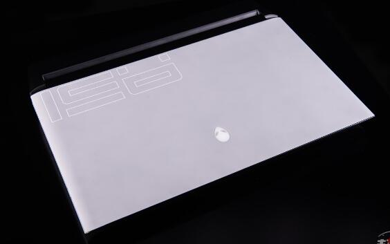 游戲本的工業(yè)設(shè)計，公司旗艦-ALIENWARE AREA-51M評測